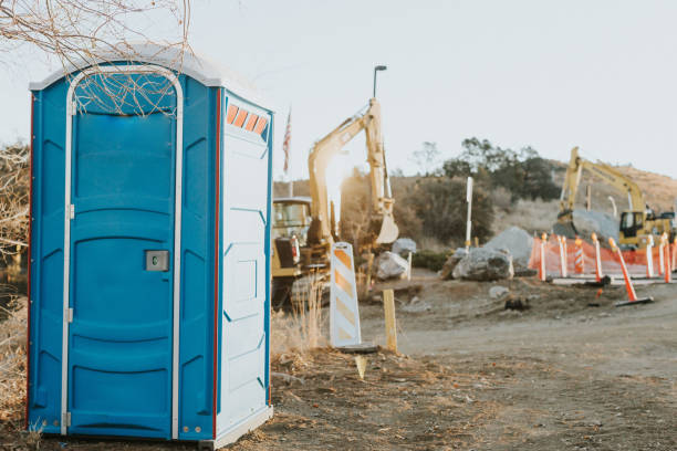 Best Portable restroom trailer rental  in Grandview Plaza, KS